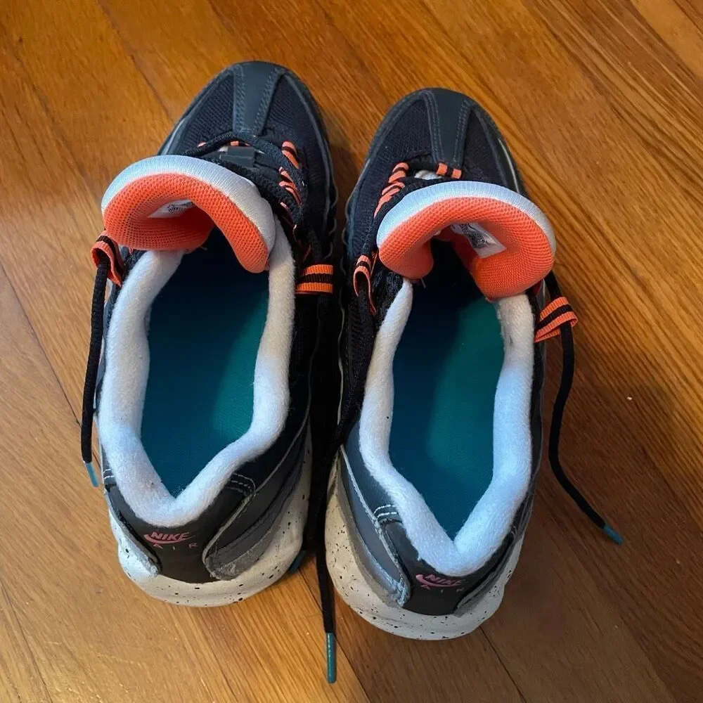 NIKE | air max 95 black aquamarine turf orange color way YOUTH 5.5